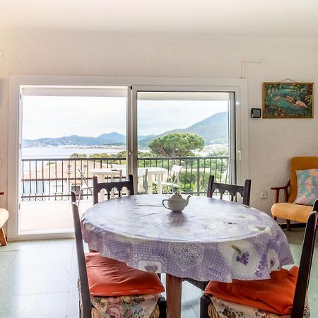 Carboneras 45 Apartamento Con Terraza Girona Luaran gambar